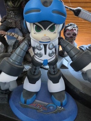 Mighty No. 9: Signature Edition  ONLY Statue