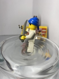  LEGOLAND Pirate System 6251 Pirate Minifigures Treasure & Gear 1989