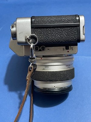 Topcon RE-2 35mm Film Camera w/ Auto-Topcor 58mm f/1.8 Lens