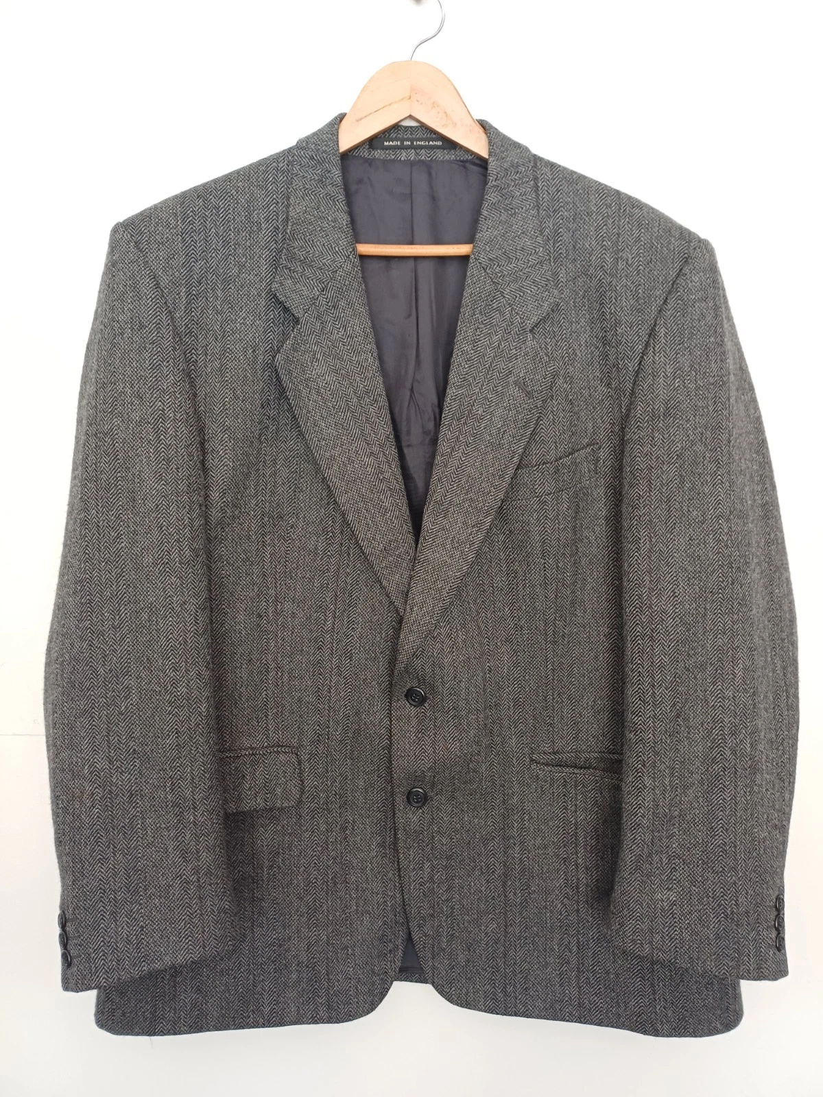 Austin Reed 100% Wool Tweed Herringbone Jacket Blazer 44inch Chest Grey
Opens in a new window or tab
