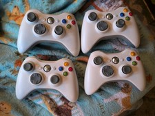 Lot of 4 Microsoft Xbox 360 Wireless Controll...