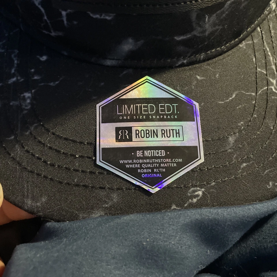 Robin Ruth Limited, edición, Utah, sombrero, tie-dye blanco y negro Foto 2 de 4