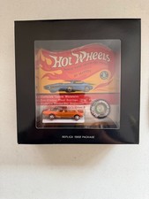 Hot Wheels Replica 1968 Package Custom Cougar Orange CB6