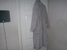 'Love to Lounge'(M) Pinky biege & grey zig zag stripe ladies dressinggown(D11BB1