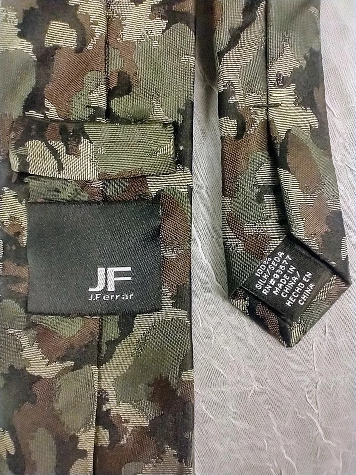 Corbata camuflaje 100 % seda, JFerrar - militar, outdoorman, patriótica, mucho uso Foto 4 de 4