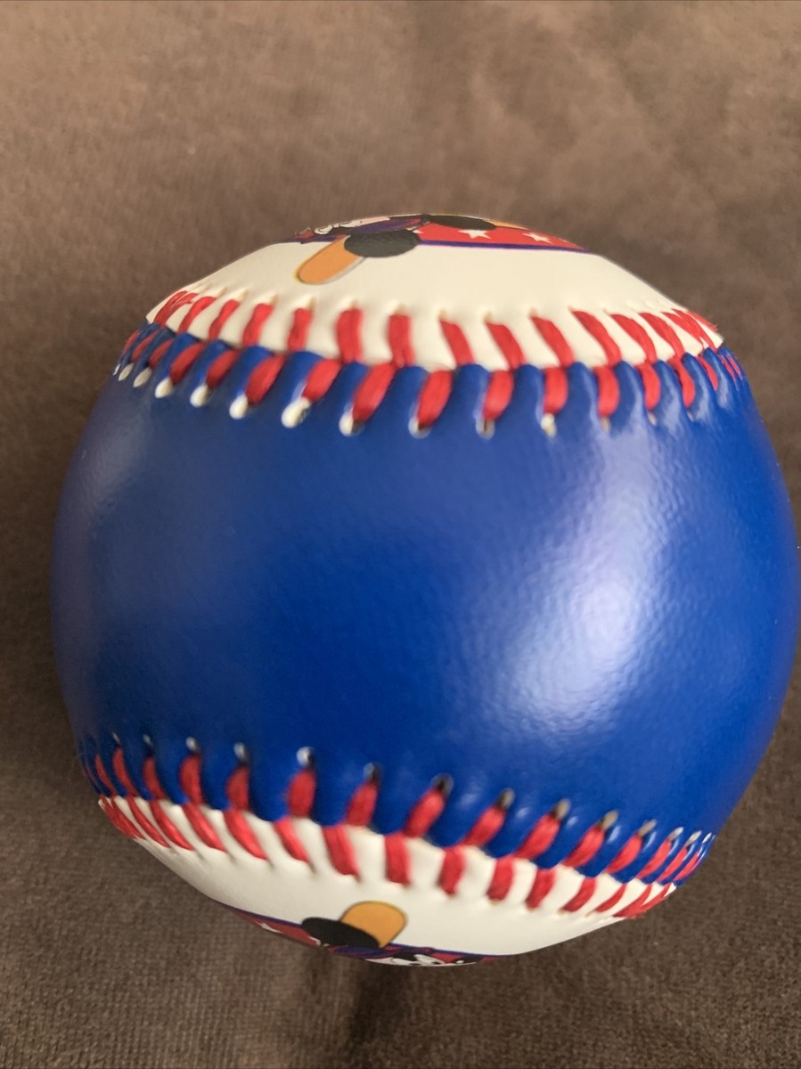 MICKEY MOUSE WALT DISNEY ATHLETICS BASEBALL FOTOBALL GIFT SHOP