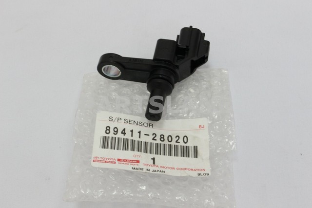 Toyota 33524 28020