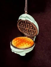 BELGIAN WAFFLE MAKER CHRISTMAS ORNAMENT~FOOD~BREAKFAST~RESTAURANT~NWT