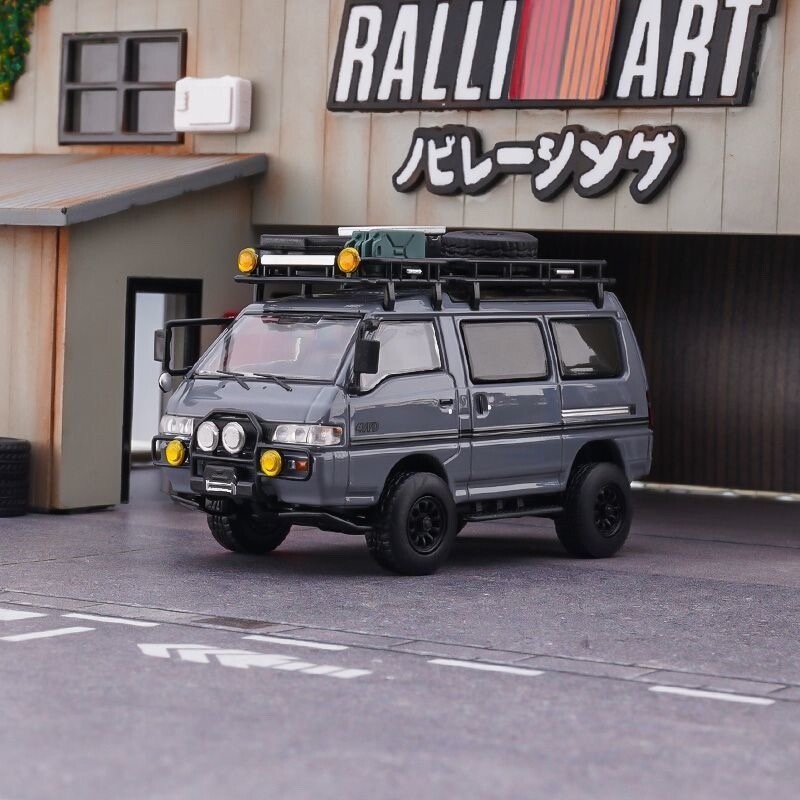 CR Autobots 1:64 Grey Delica Off Road Mini Van Model Toy Diecast