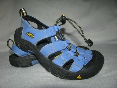 kids blue sandals