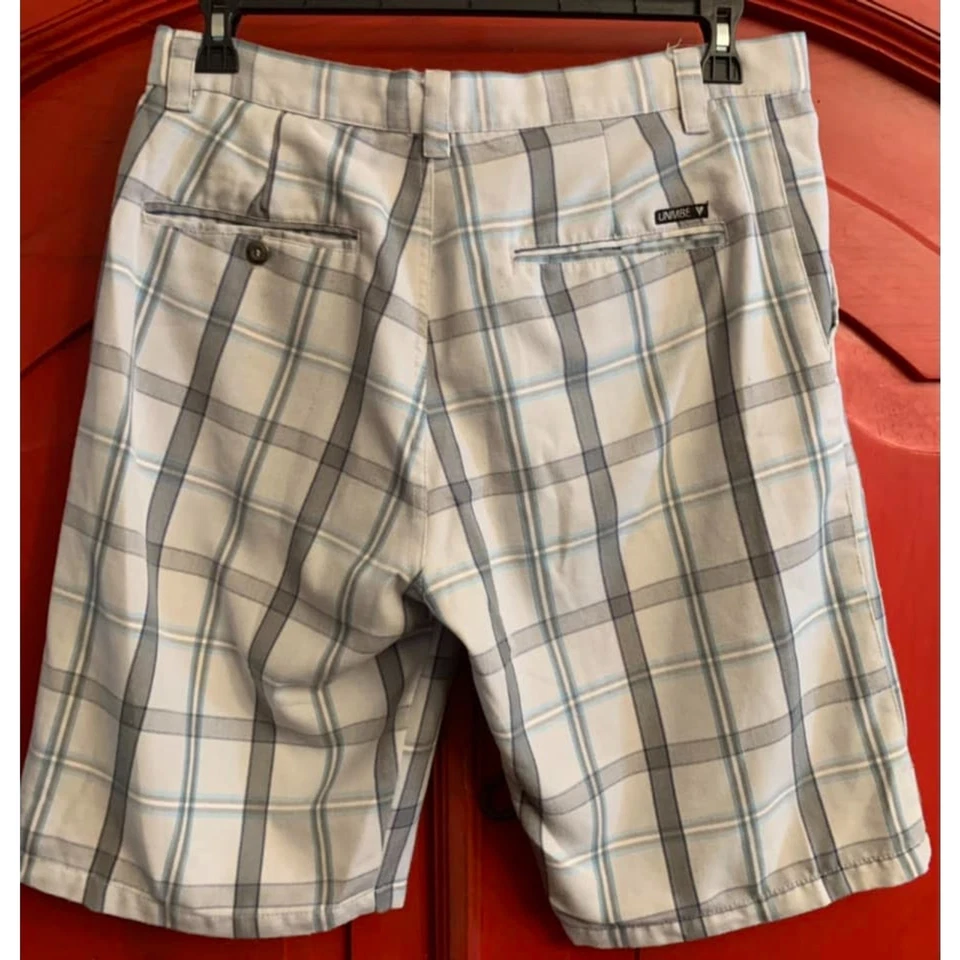 Univibe Men's Plaid Sk8t Shorts White Gray Blue Excellent Used Condition Size 33 - Image 2 of 3