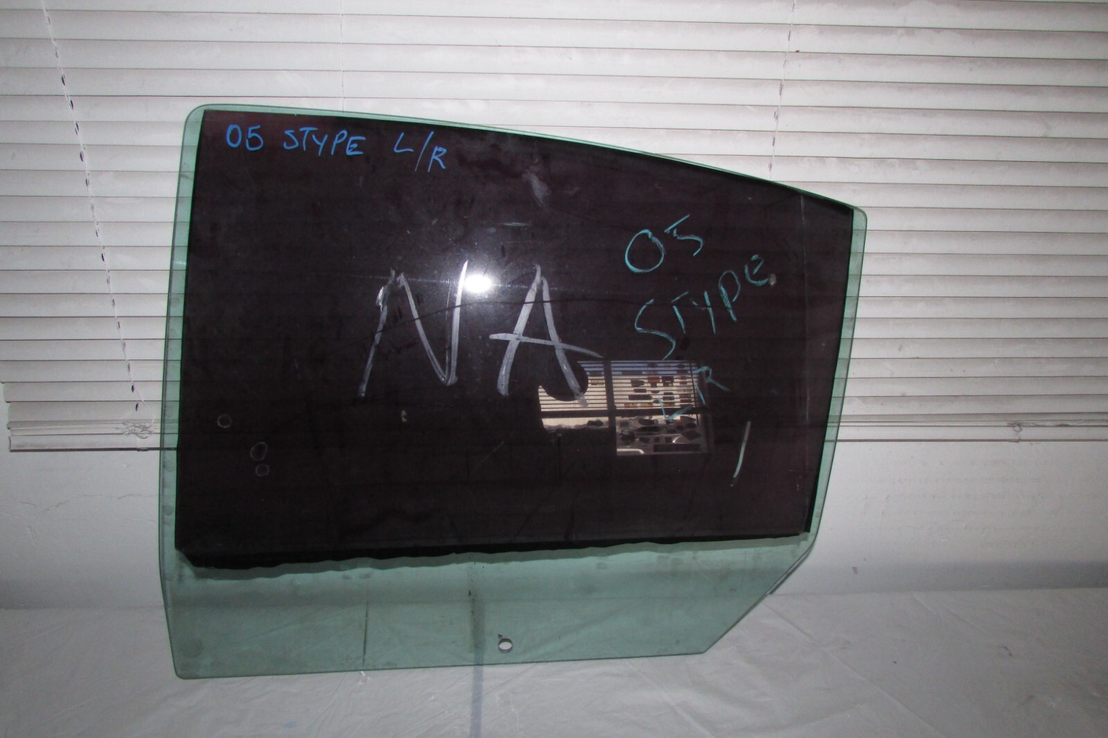 Picture 1 of 6
