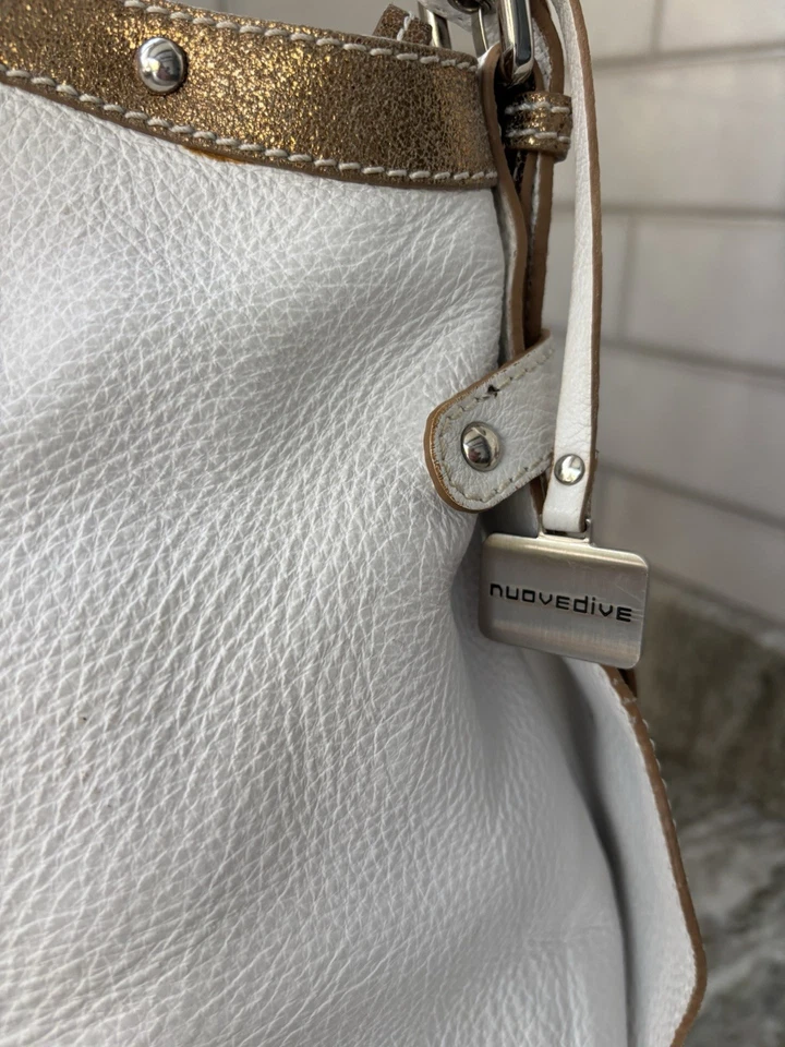 Nuovedive Italian Leather LRG Hobo Shoulder Tote Bag White Gold Reversible Strap - Image 2 of 4