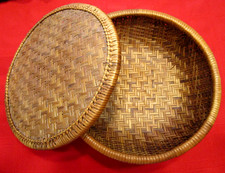Vtg Basket Fine Rattan Wicker Hand Woven Braided Storage Lid Brown Round USA 9"