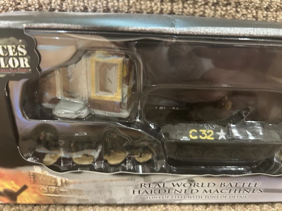 Unimax Forces of Valor 1:72 U.S. M10 Tank Destroyer & Soldiers Set France 85078 - Image 3 of 4