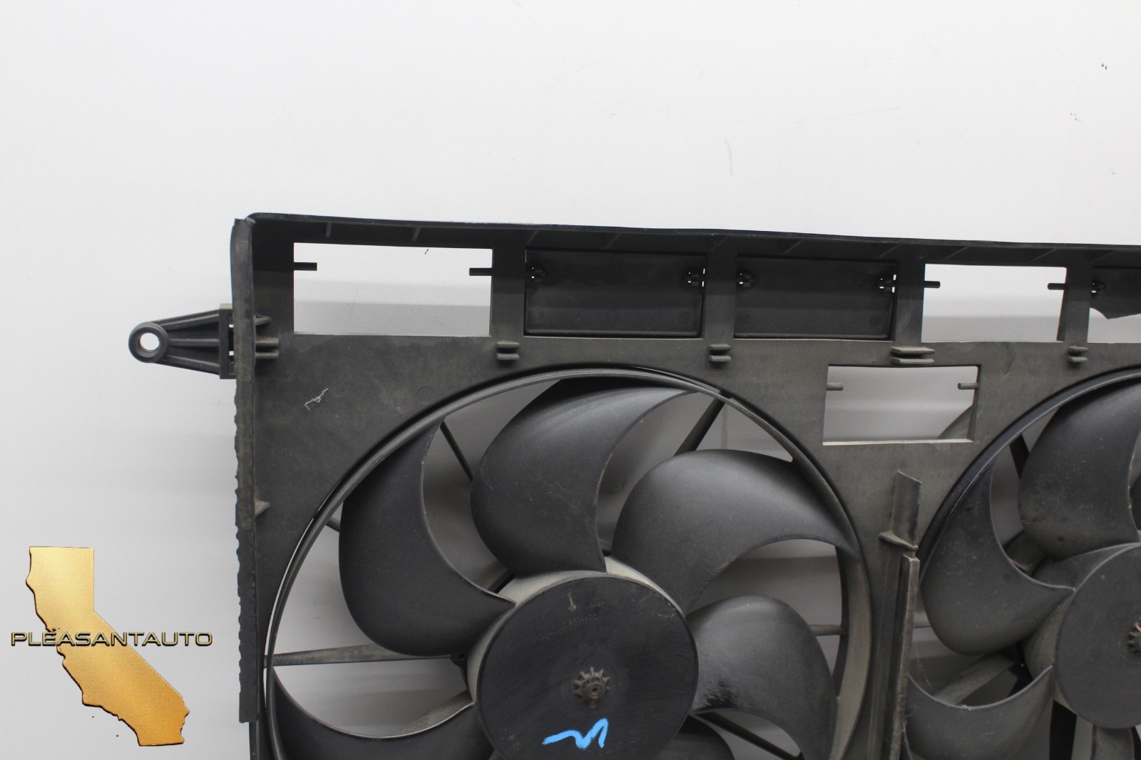 04-08 Maserati Quattroporte M139 Radiator Cooling Fan Motor Assembly 022760 Oem