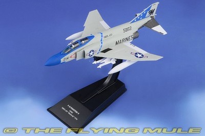 Hachette Collections 1:100 F-4J Phantom II USMC VMFA-451 Warlords