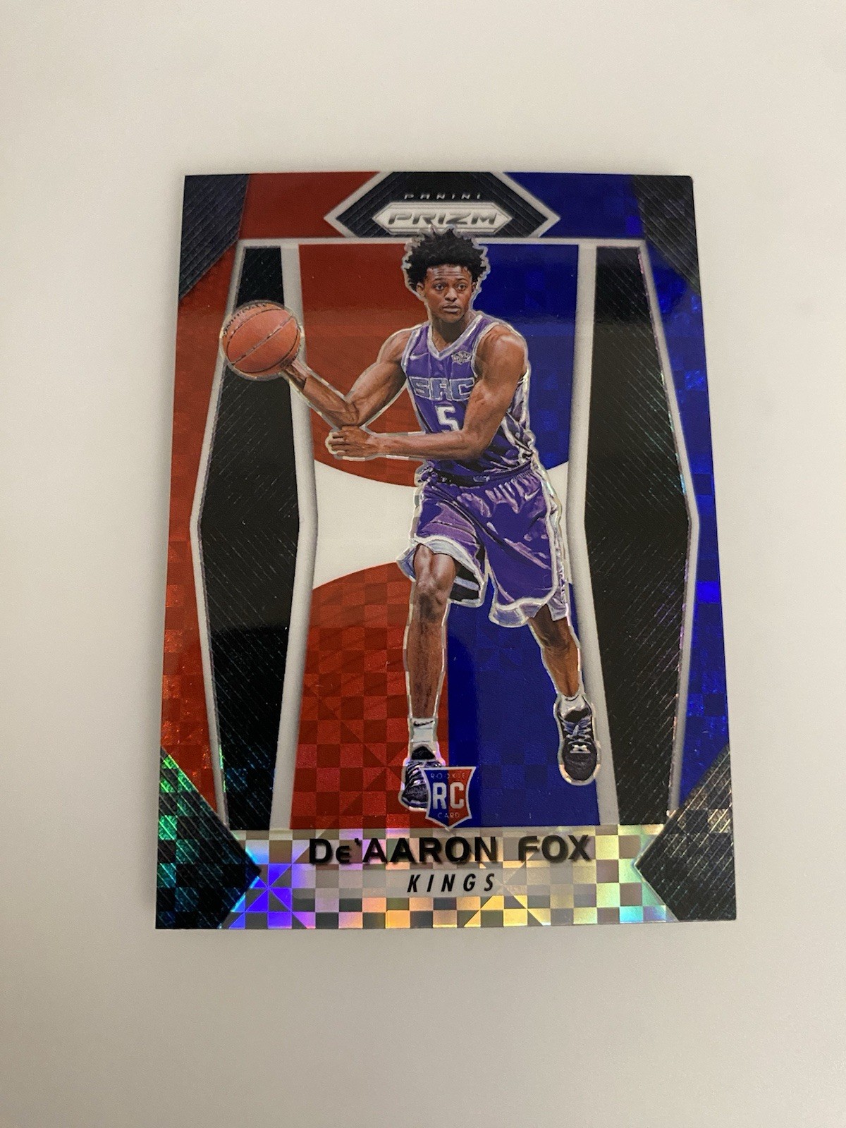 2017-18 Panini Prizm Red White Blue Prizm De'Aaron Fox RC #24 Sacramento Kings