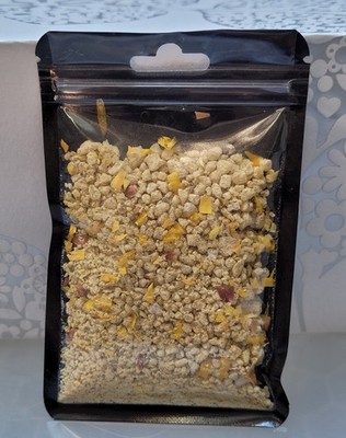 50g selbstgemachte Gelbe Hexensalz, grob gemahlen, zur Glücksförderung