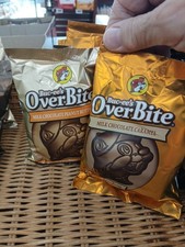 2 Buc-ee's Overbite 1 Milk Carame 1 Chocolate Pinut Butter 1/4 Pound Gift Party
