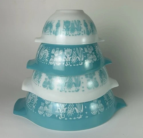 PYREX Vintage Amish Butterprint Turquoise White Cinderella Mixing Bowl Set