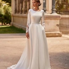 Elegant A Line Wedding Dresses O-Neck Long Sleeves Satin Appliques Bridal Gowns
