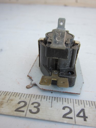TOD Therm-O-Disc 12S20 305075 24V Time Delay Relay, Used - Picture 4 of 5