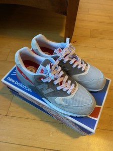 new balance 999 seal