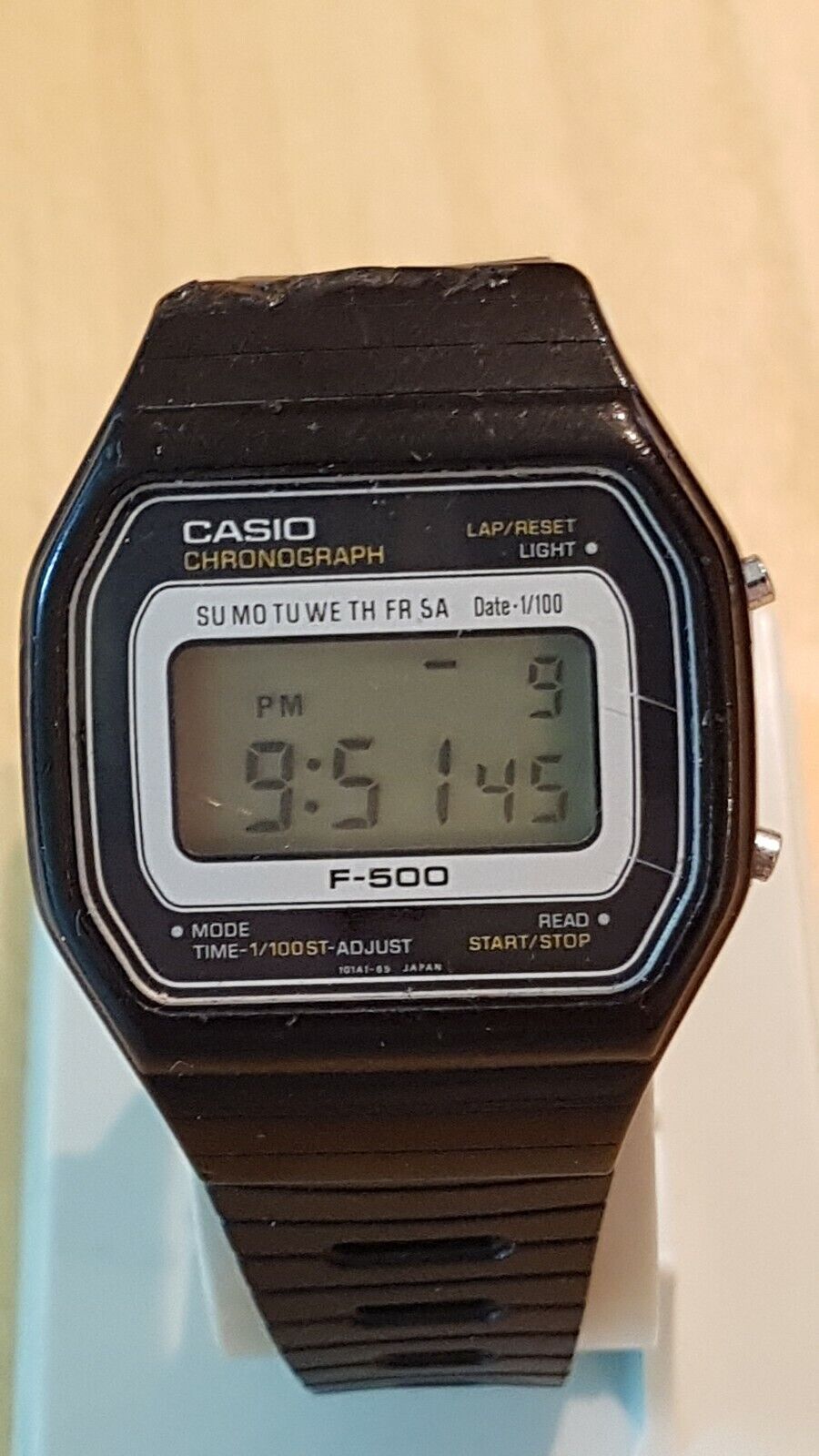 Vintage Casio chronograph F-500 digital watch digital