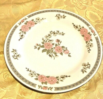 Crown Ming Jian Shiang ~ Floral Mist (Oriental Flowers) ~ Salad Plate
