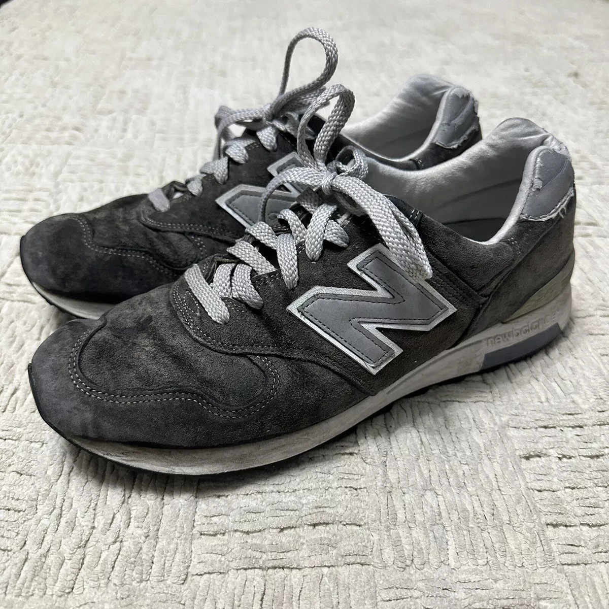 New Balance Men's Size 10 US Gray Sneakers M1400NV Made in the USA