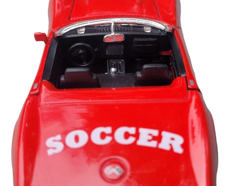 Superior Sunnyside 1969 Red Corvette Stingray Convertible - 1:32 Pullback Action - Picture 5 of 6