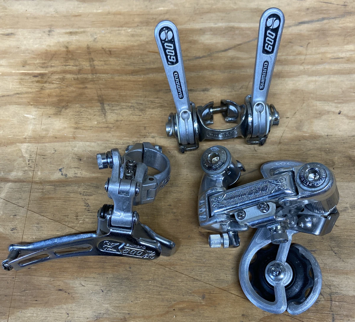 Shimano 600 arabesque rear derailleur 2025