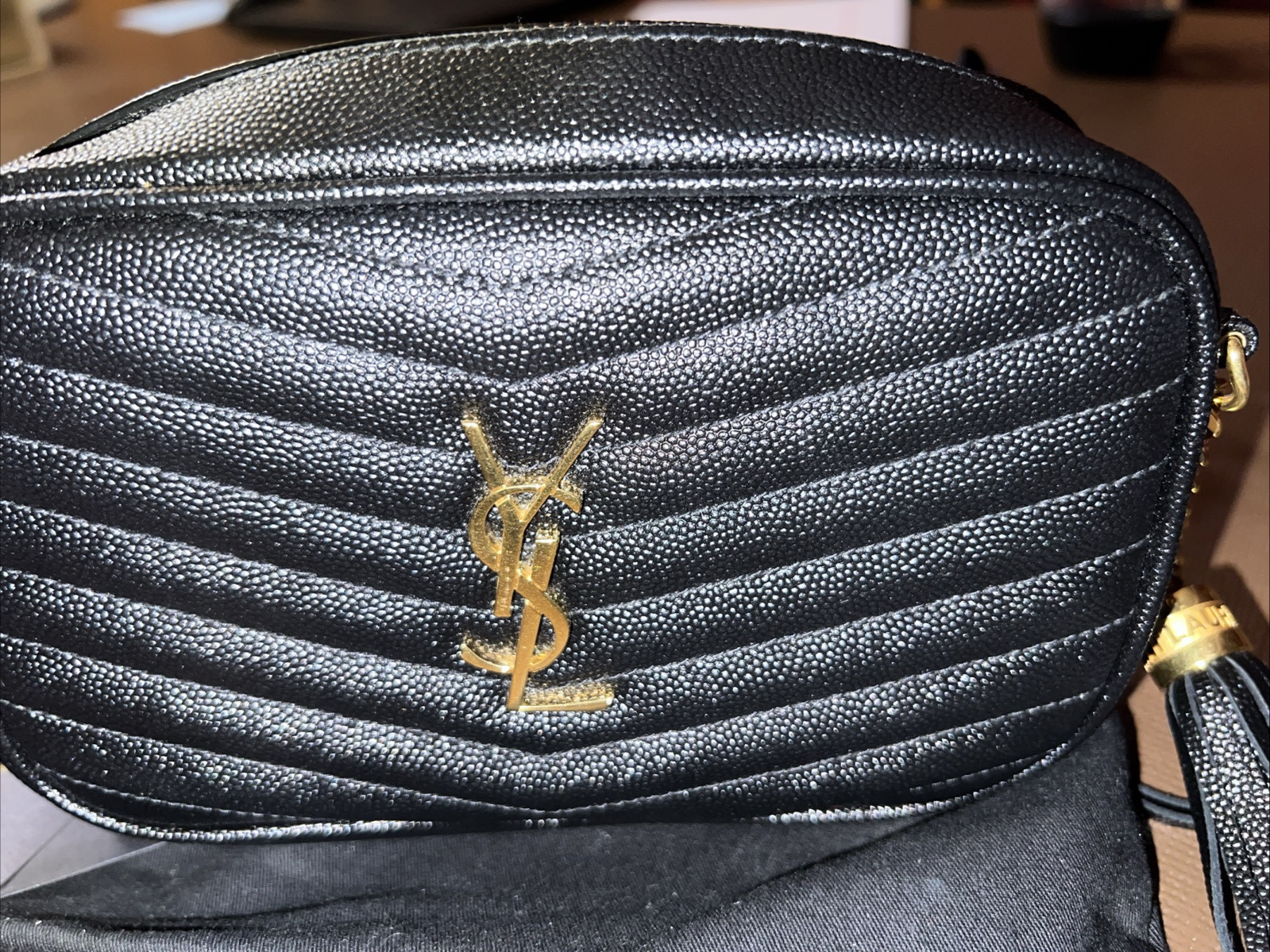 Borsa Saint Laurent donna Grain De Poudre Matelasse Mini Lou per fotocamera nera nuova senza etichette