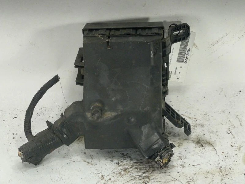 Ford Fiesta 2011-2013 motor de caja de fusibles OEM Foto 2 de 2