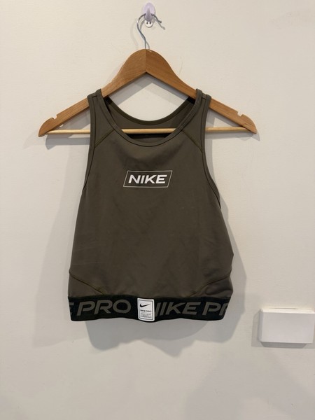 Nike Pro Dri-FIT Women's Sports Bra Medium Support Racerback Green L