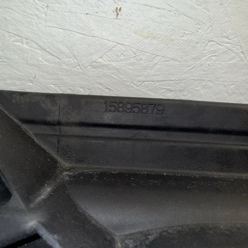 Conjunto de ventilador de refrigeración eléctrico radiador GMC Yukon Sierra Silverado 2007-2013 Foto 4 de 4