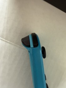 Nintendo Switch console 32 gb w/ joy-con controllers works as expected 