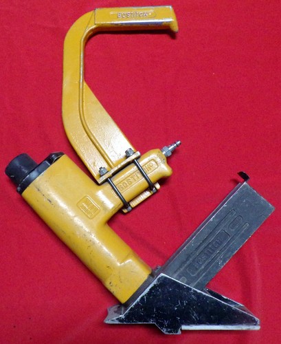 BOSTITCH M111 FLOORING NAILER