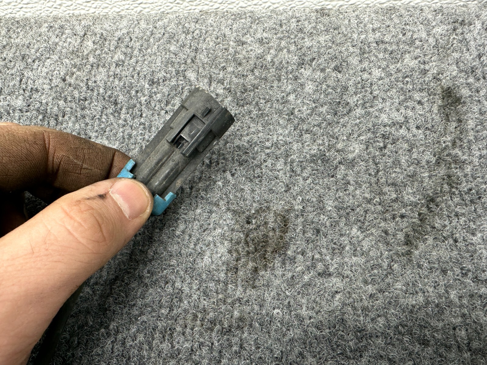 Picture 2 of 3