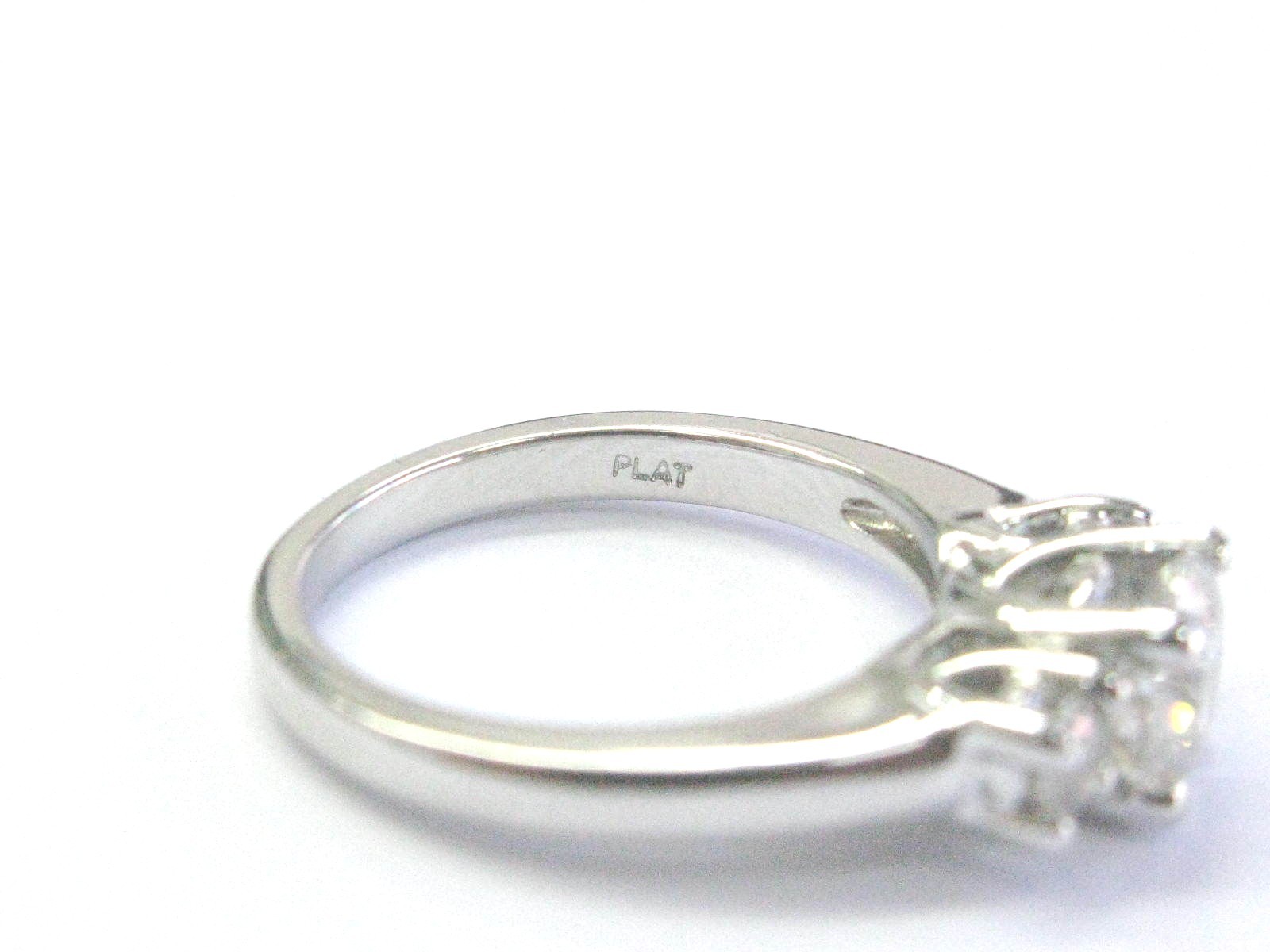 Platinum Round Cut NATURAL Diamond Three-Stone Engagement Ring 1.24Ct ...
