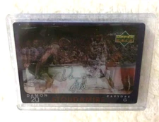 1997-98 Upper Deck - Damon Stoudamire - Diamond Vision 3D Signature Moves - #S26