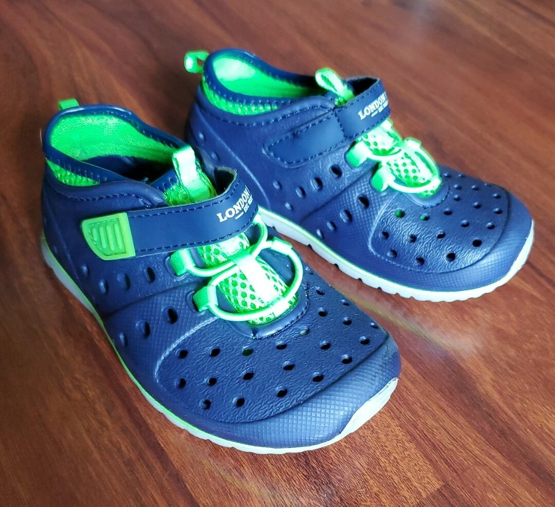 London Fog Mudpuppie Kids shoes Size 8 Navy Neon Green