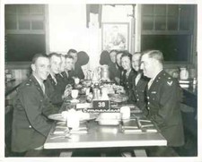 38 COMMANDANTMEETING WWII ORIGINAL PHOTO 8 X 10 WITH WHITE BORDERS
