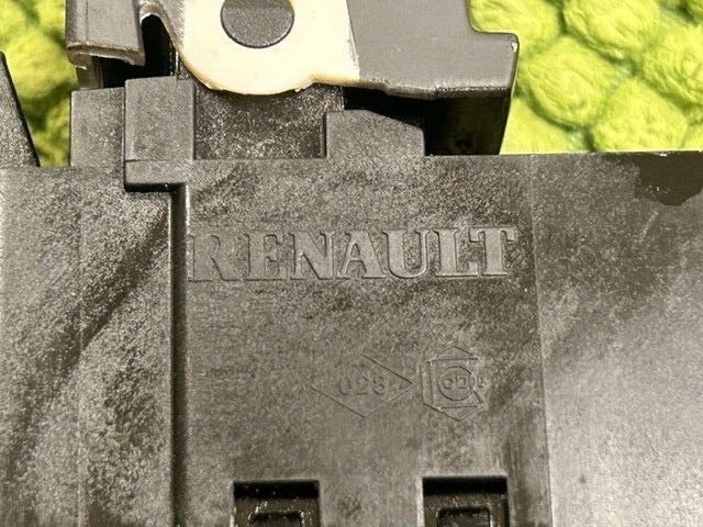 Notice d'utilisation - Renault Laguna III: Aide au parking - La