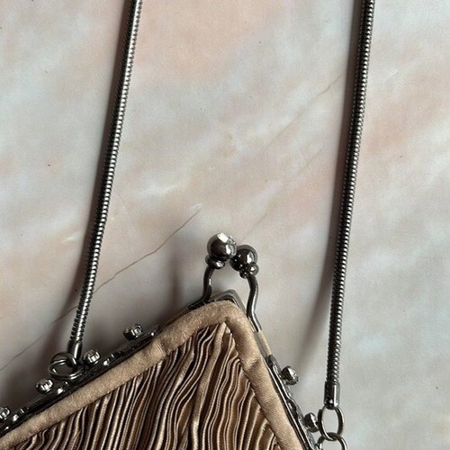 VINTAGE caramel tear drop bag flapper retro art deco tassels EUC - Picture 9 of 10