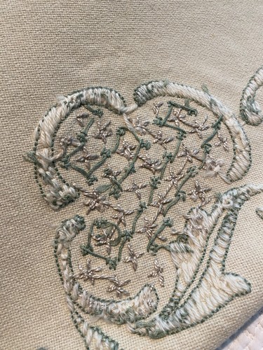 VTG Crewel, Embroidery, Needlepoint, Unfinished, Table Cloth 65” X 74” - Picture 10 of 11
