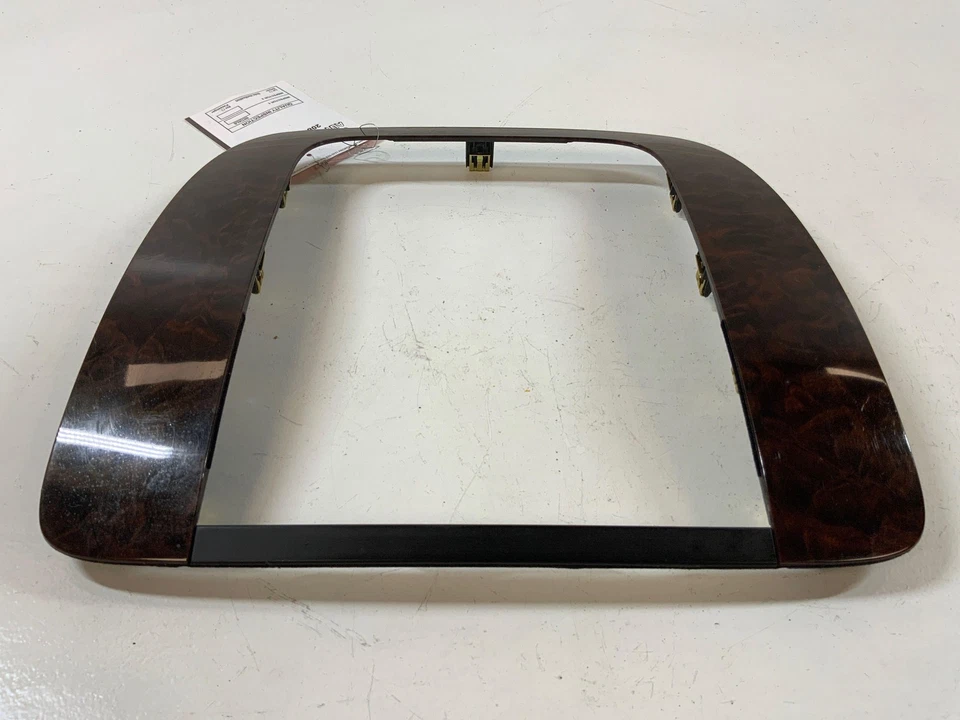 2008 GMC Yukon Radio Front Dash Woodgrain Trim Panel OEM 15247458 Foto 4 de 4