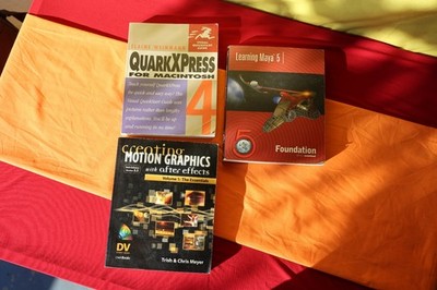   QuarkXPress 4   Learning Maya 5 Foundation   Motion Graphics AE Set  