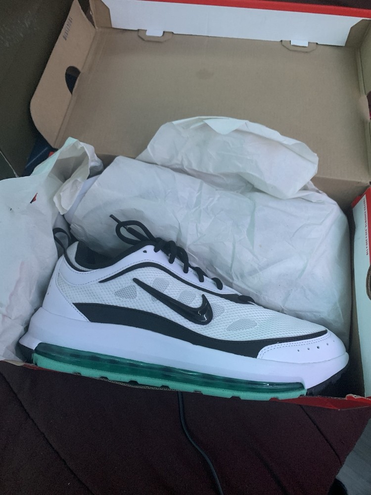 Size 10 Nike Air Max AP in White Washed Teal for Style and Comfort